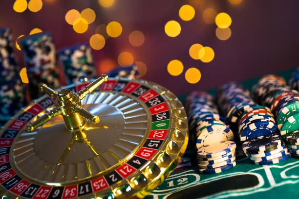 Betting controls and chat panel on Microgaming table Betting controls and chat panel on slot login Microgaming table